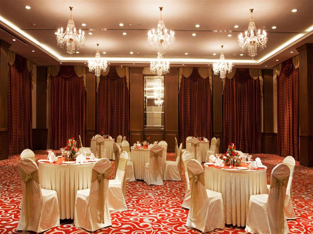 Hotel The The Grand Magrath Bengaluru Kültér fotó
