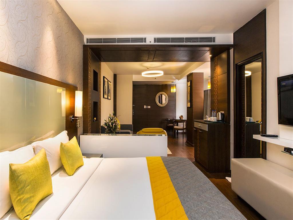 Hotel The The Grand Magrath Bengaluru Kültér fotó